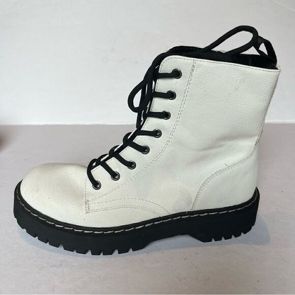 Sincerely Jules Harley Combat Boot Cream and Black Size 7 1/2M Zip and Lace up - Picture 4 of 11